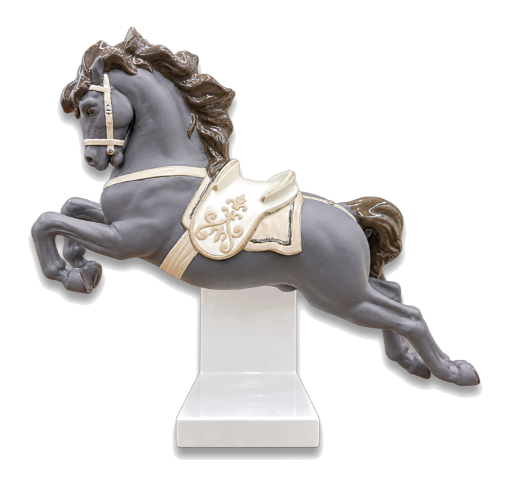 リヤドロ　Horse on Pirouette